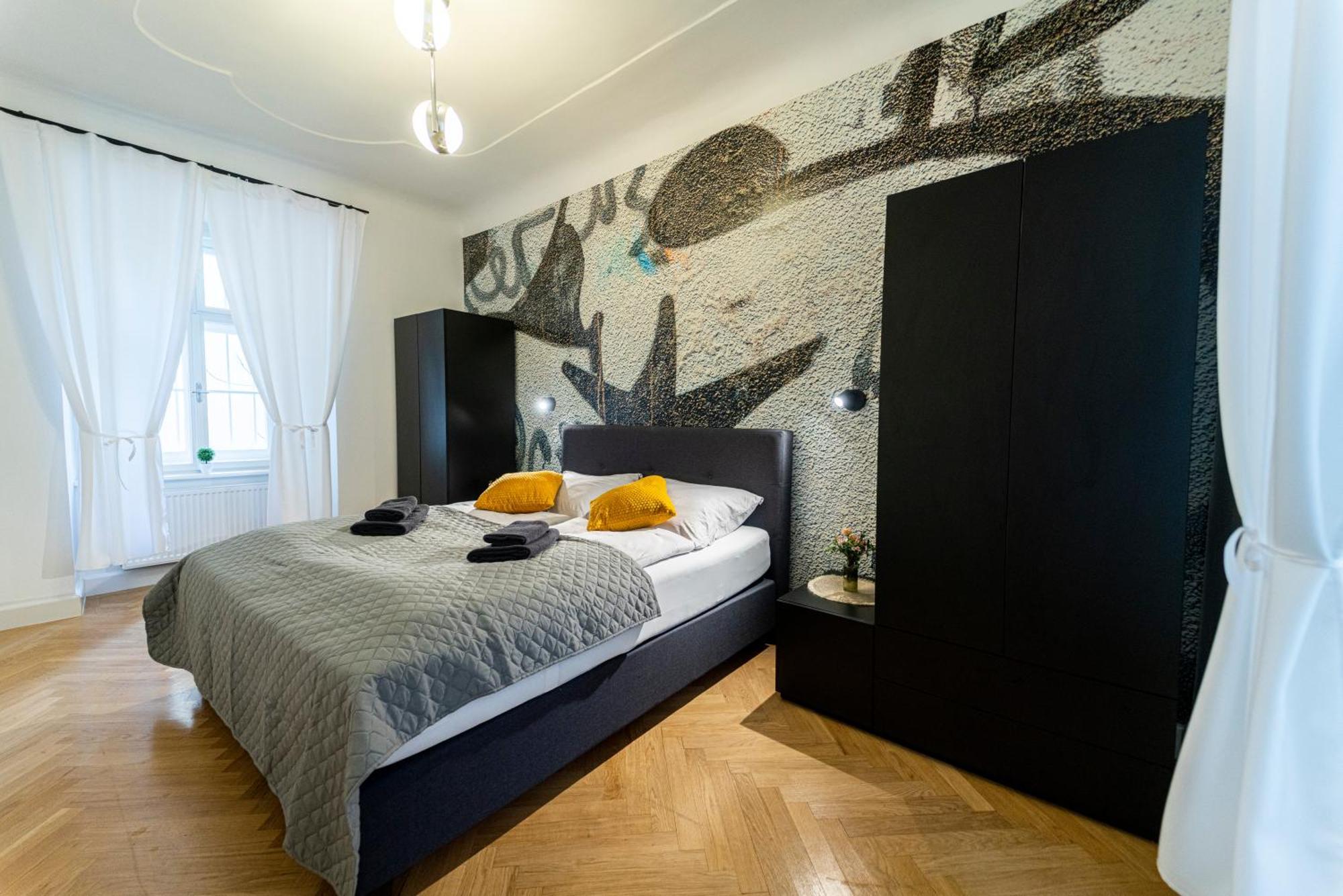 Central Stephansdom Apartment I Netflix I Self Check In Vienna Esterno foto
